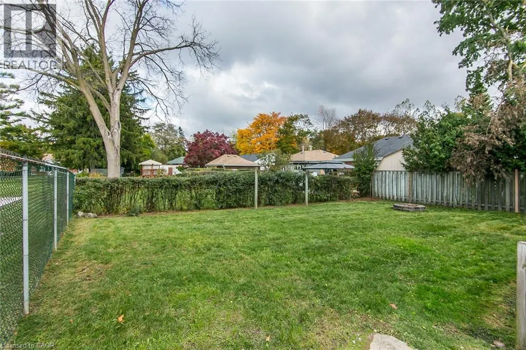 552 COURTLAND Avenue E