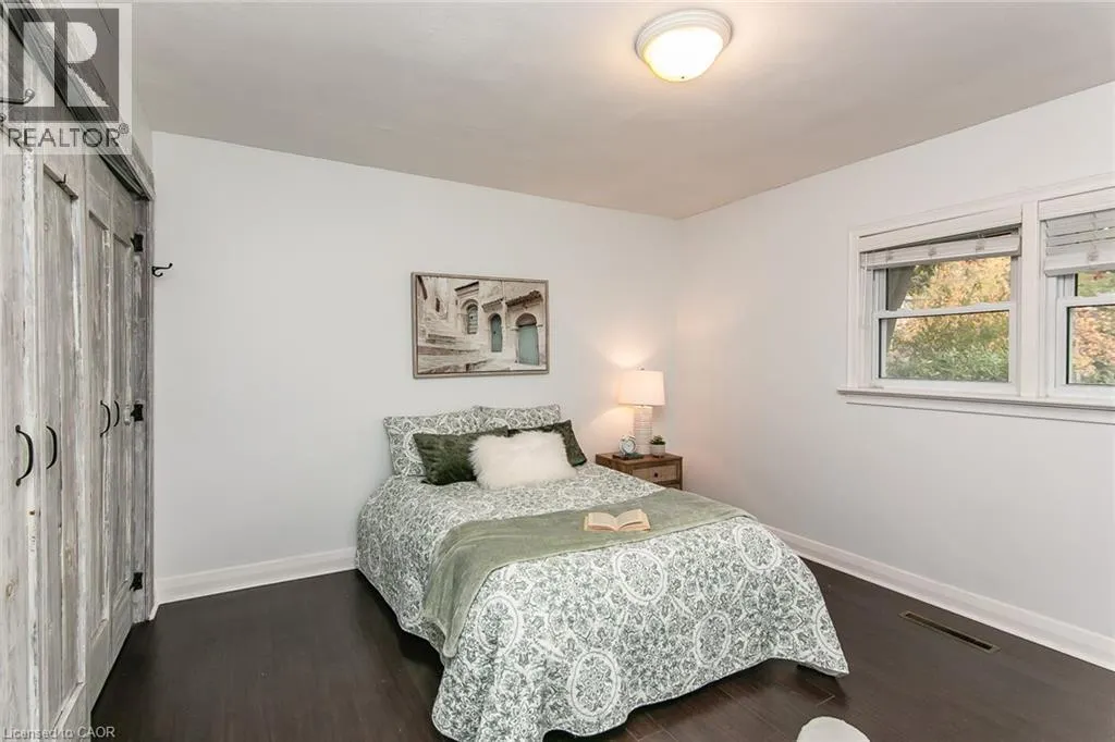 552 COURTLAND Avenue E