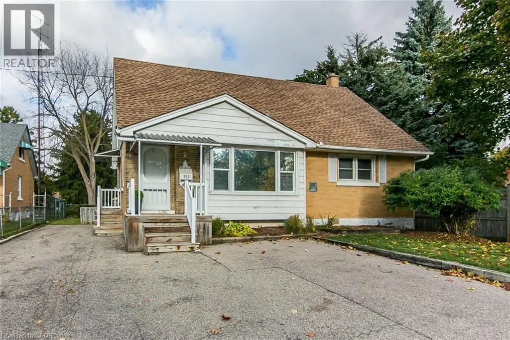 552 COURTLAND Avenue E