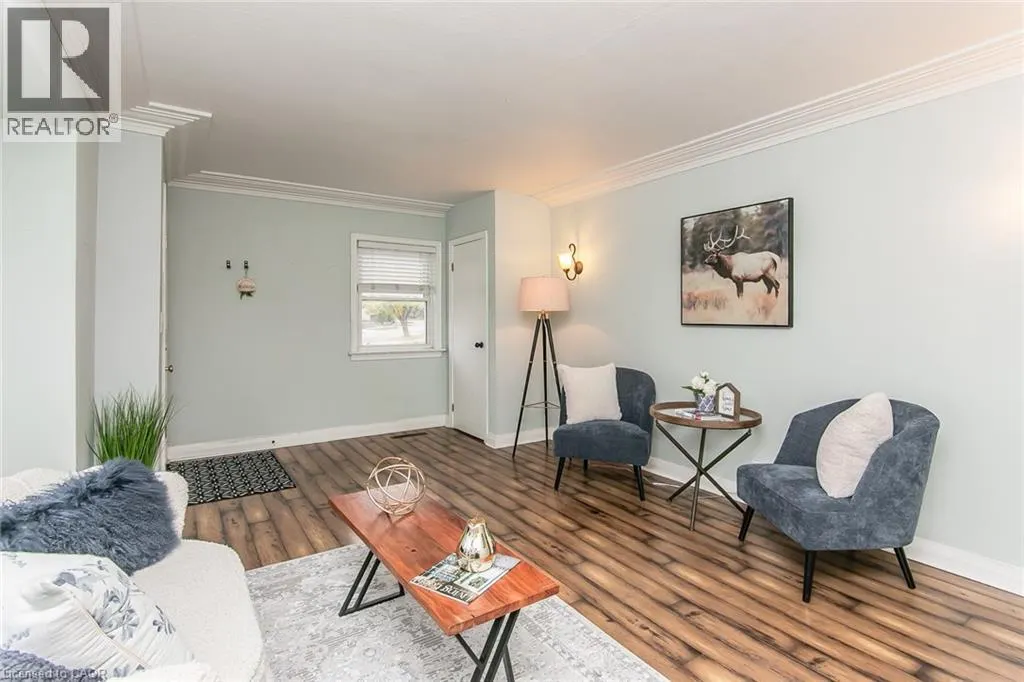 552 COURTLAND Avenue E