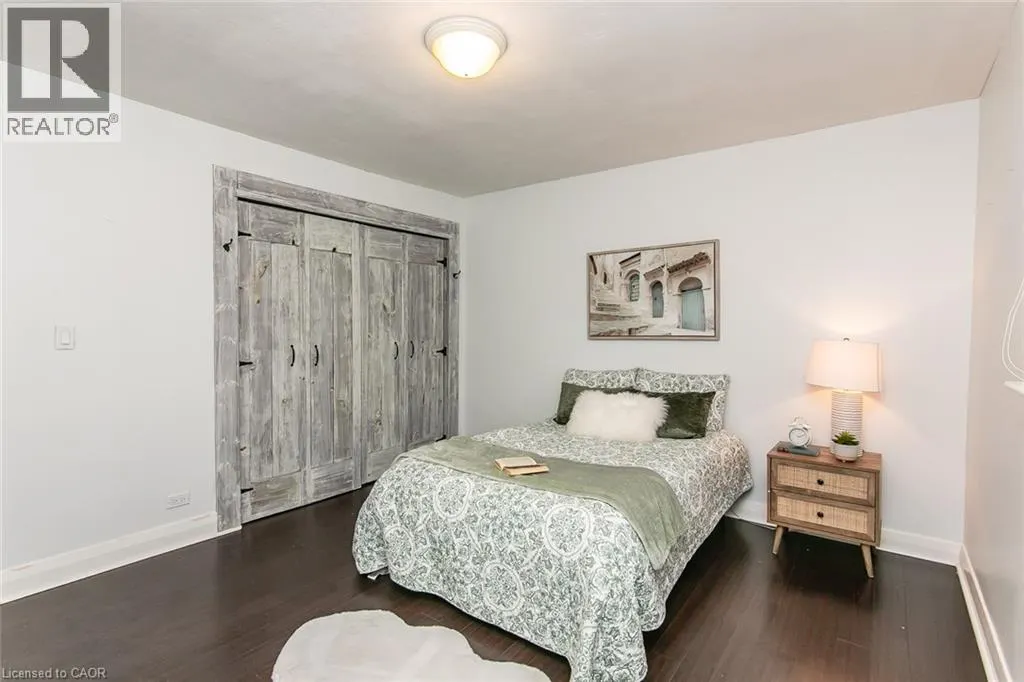 552 COURTLAND Avenue E