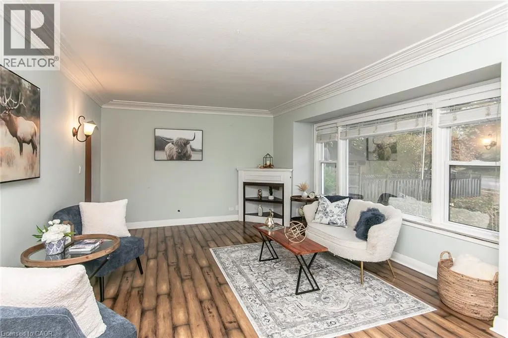 552 COURTLAND Avenue E