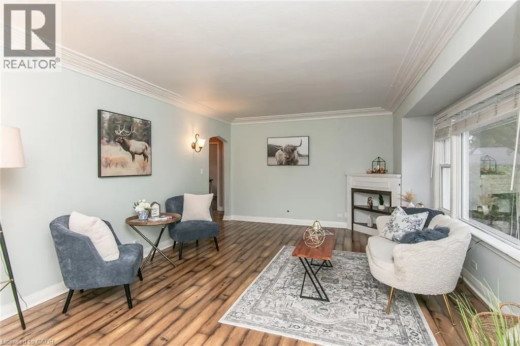 552 COURTLAND Avenue E