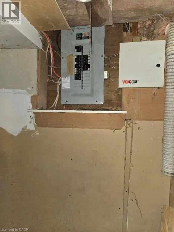 160 SANFORD Avenue N