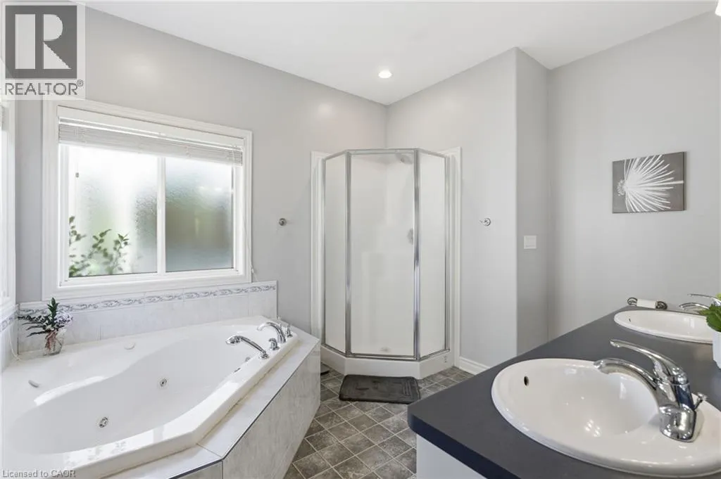 81 TIMBER CREEK Crescent