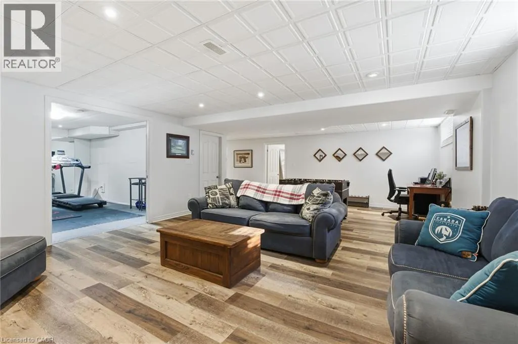 81 TIMBER CREEK Crescent