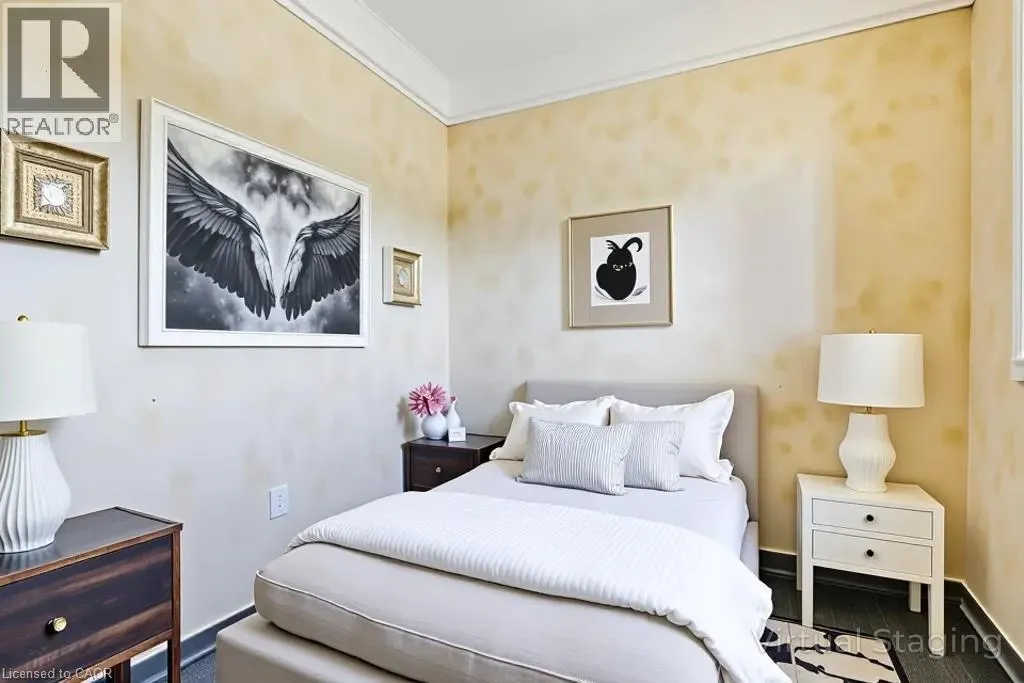 1009 CANNON Street E