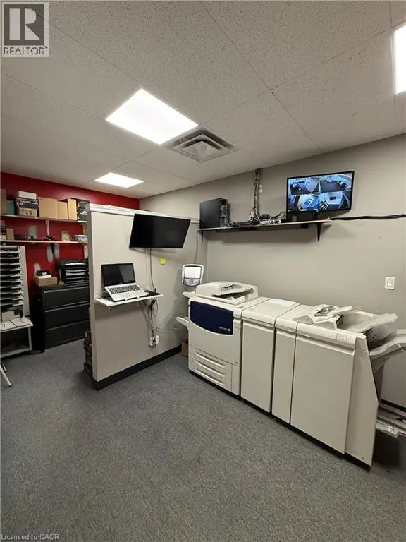 302 BRUCEDALE Avenue