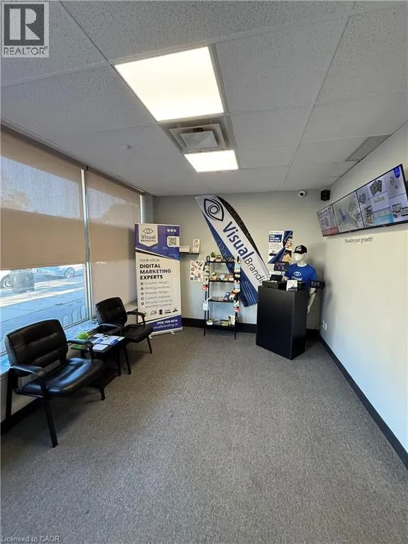 302 BRUCEDALE Avenue