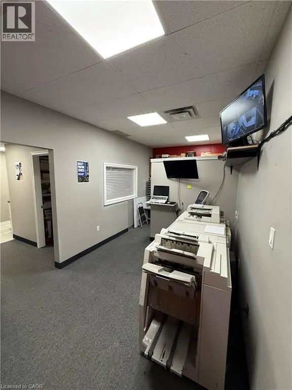 302 BRUCEDALE Avenue