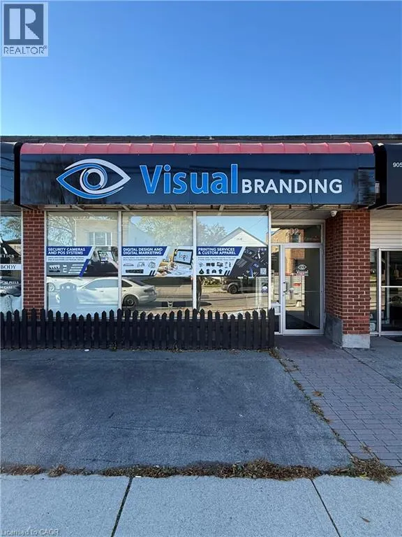 302 BRUCEDALE Avenue