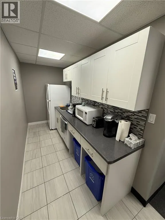 302 BRUCEDALE Avenue