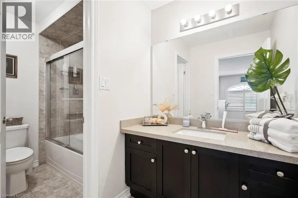 80 BELLROYAL Crescent