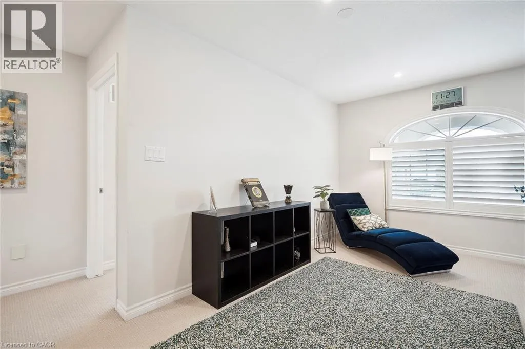 80 BELLROYAL Crescent