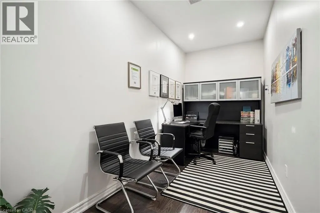 80 BELLROYAL Crescent