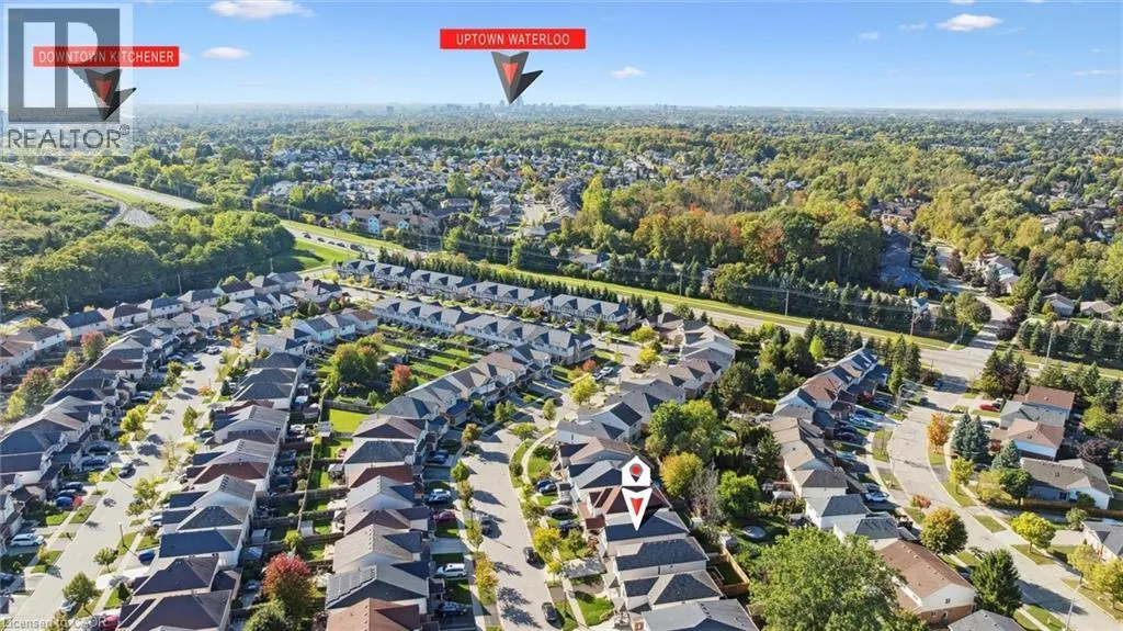 416 BEAUMONT Crescent