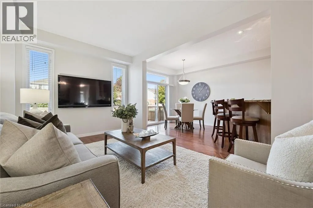 416 BEAUMONT Crescent