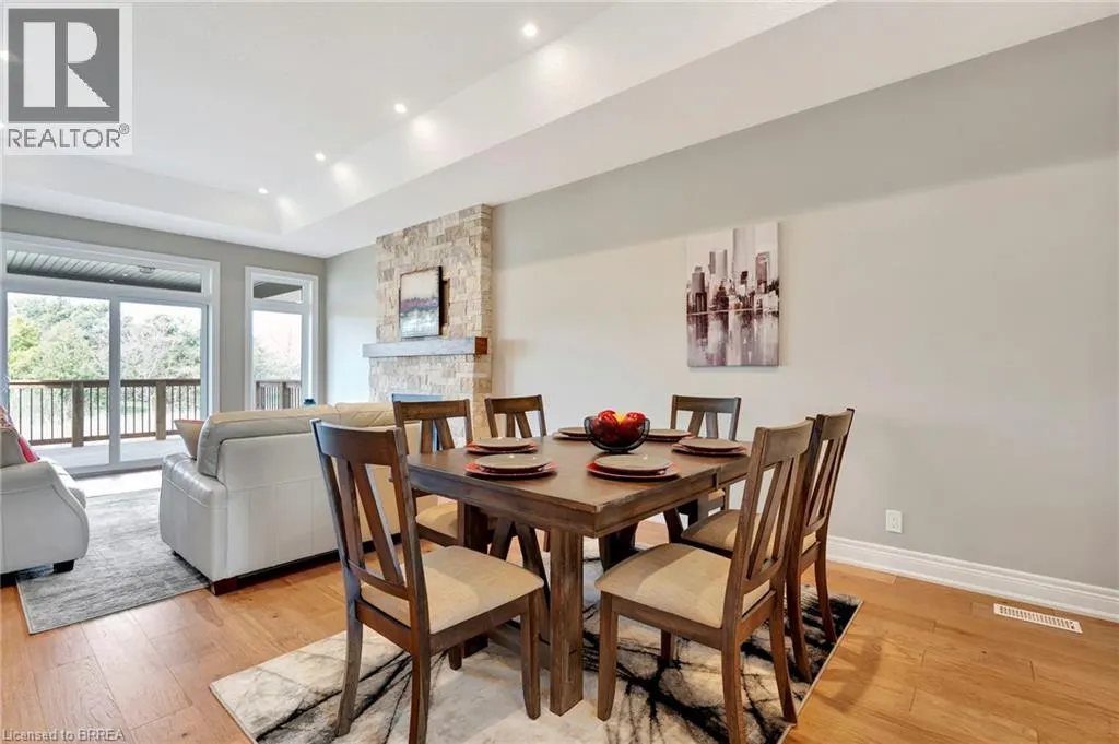 105 CRADDOCK Boulevard