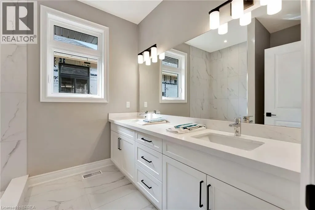 105 CRADDOCK Boulevard