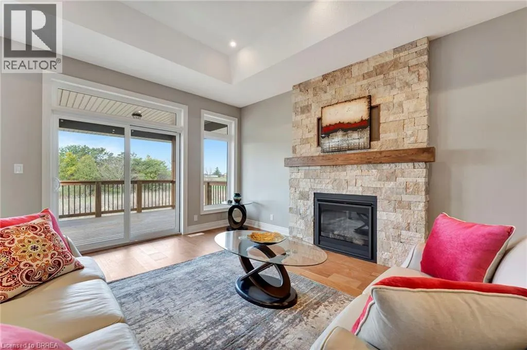 105 CRADDOCK Boulevard