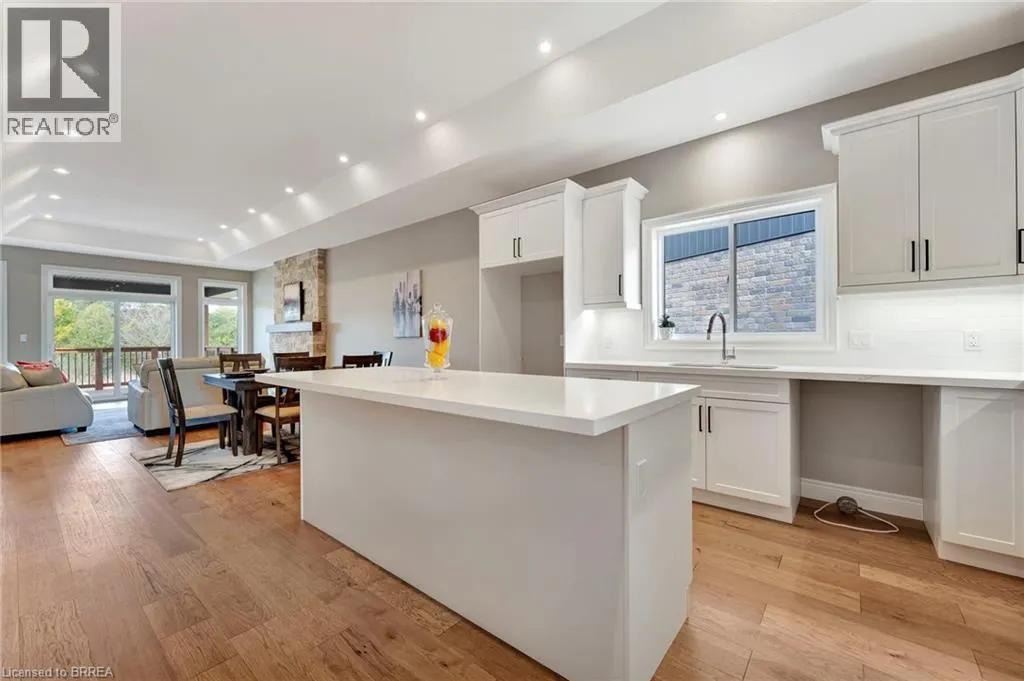 105 CRADDOCK Boulevard