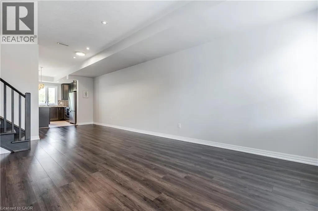 290 BARTON Street W Unit# 17, #17