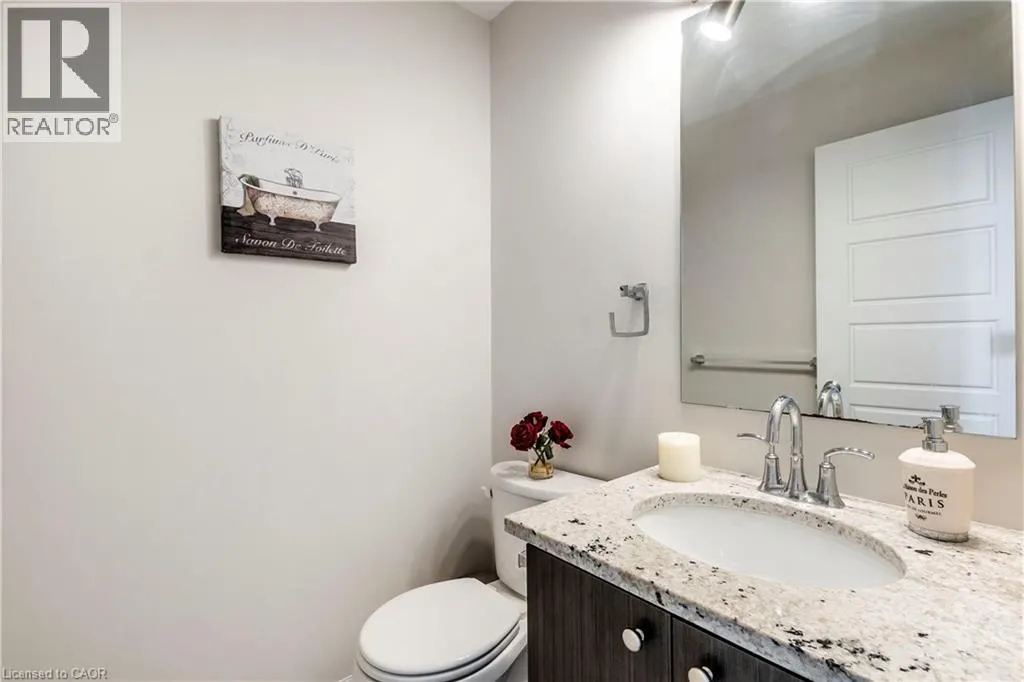 290 BARTON Street W Unit# 17, #17