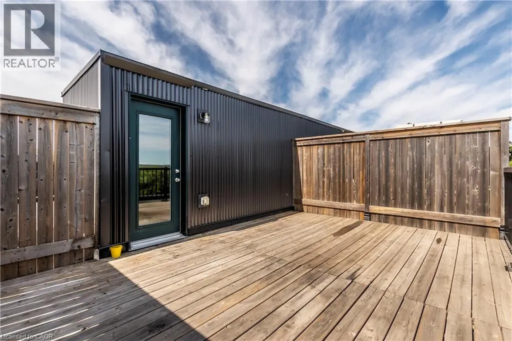 290 BARTON Street W Unit# 17, #17