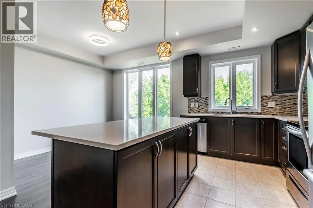 290 BARTON Street W Unit# 17, #17