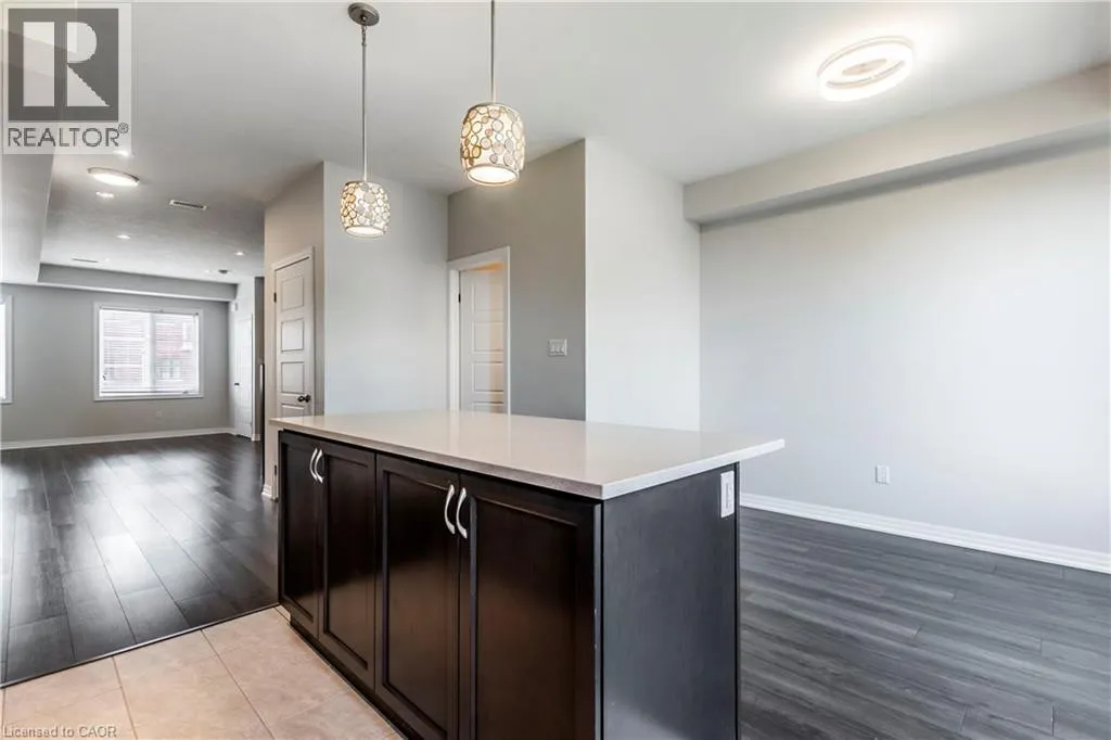 290 BARTON Street W Unit# 17, #17