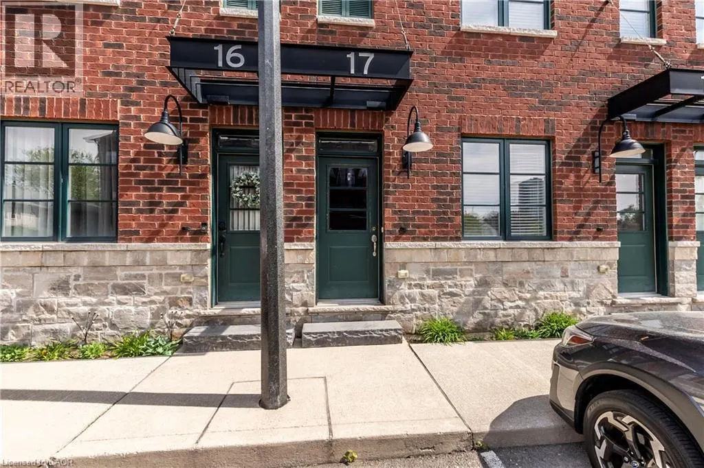 290 BARTON Street W Unit# 17, #17