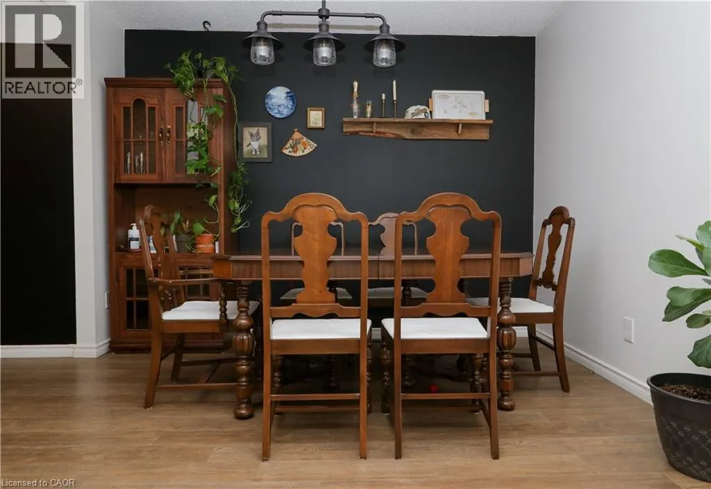 423 KEATS Way Unit# 1, #1