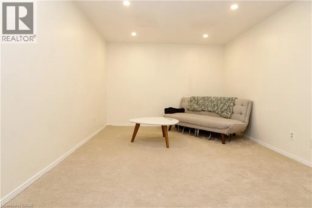 423 KEATS Way Unit# 1, #1