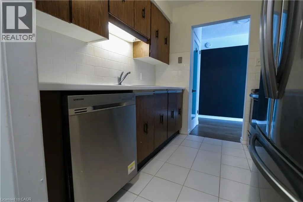 423 KEATS Way Unit# 1, #1