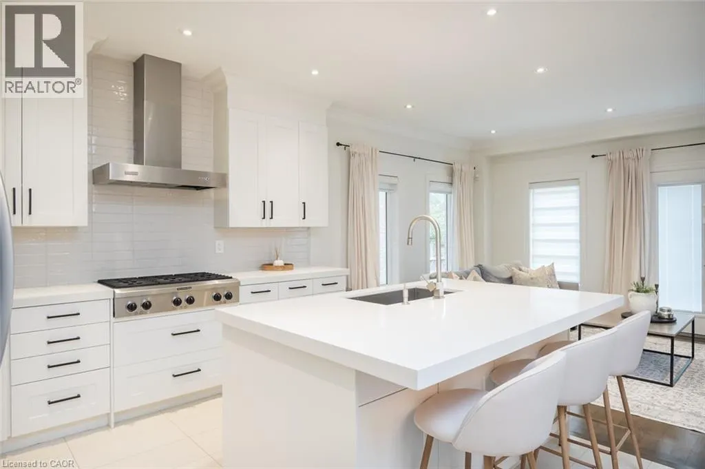 2334 WUTHERING HEIGHTS Way