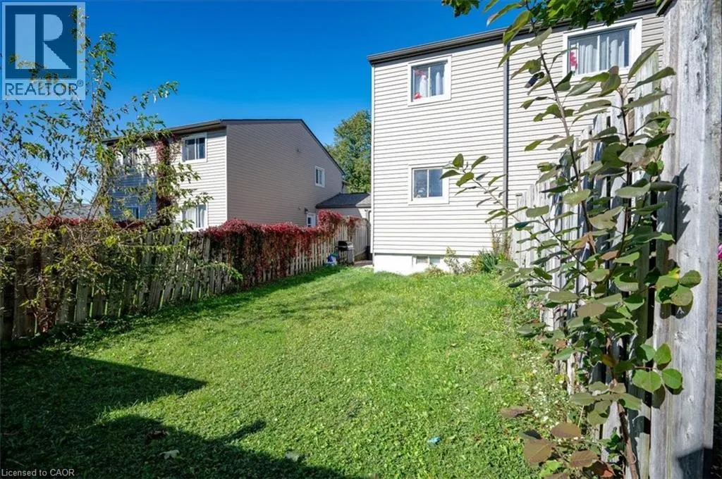 168 SILVER ASPEN Crescent