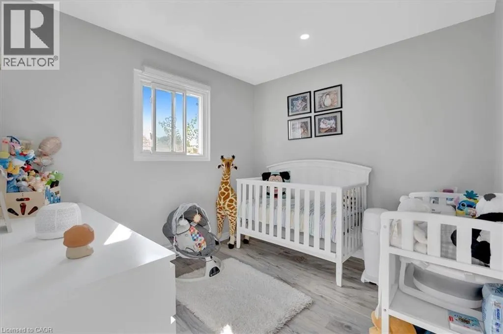 168 SILVER ASPEN Crescent