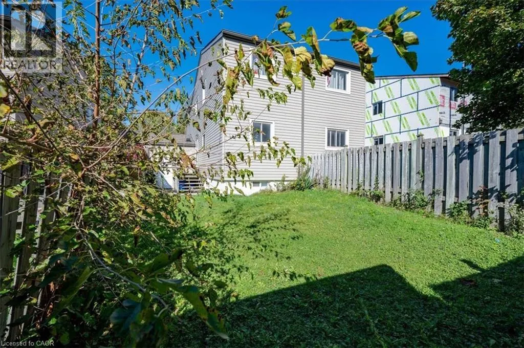 168 SILVER ASPEN Crescent