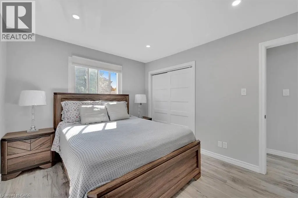 168 SILVER ASPEN Crescent