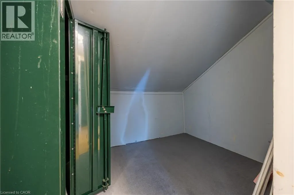 224 KING HIRAM Street