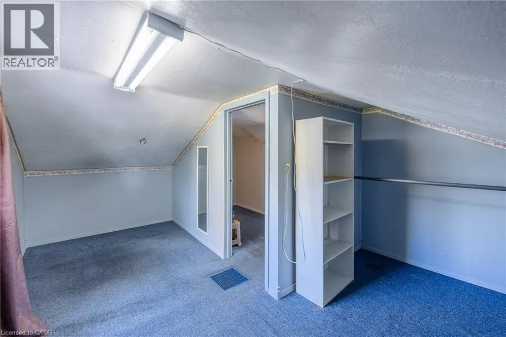 224 KING HIRAM Street