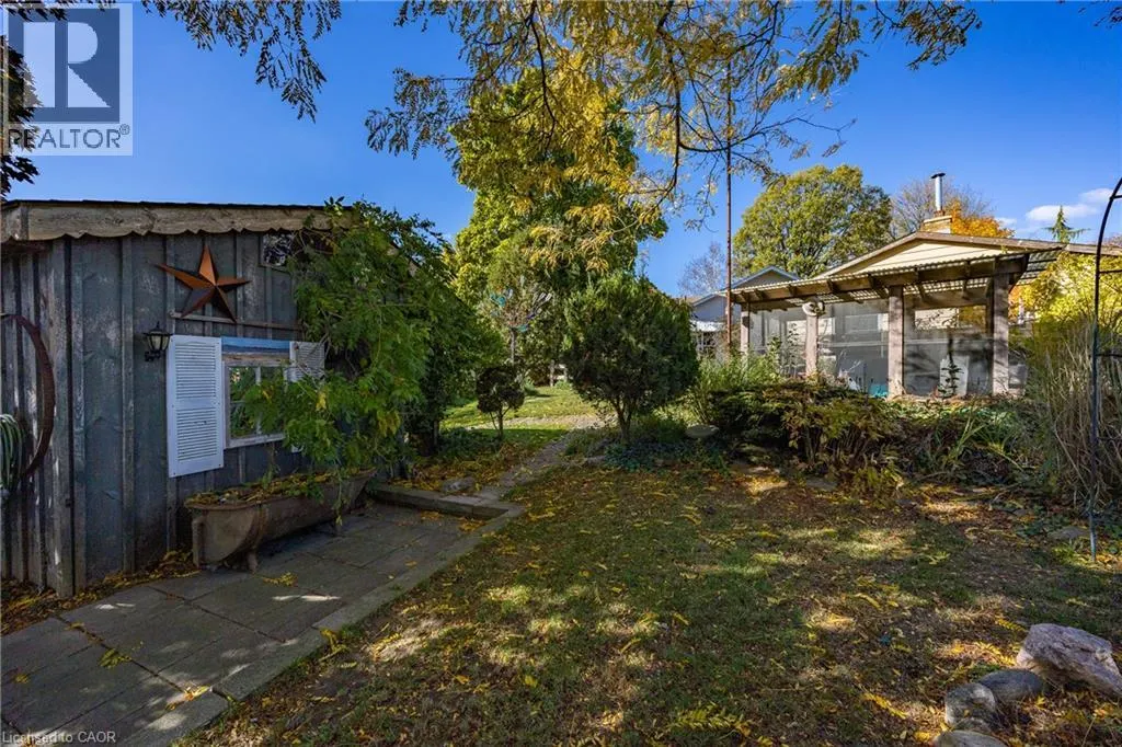 224 KING HIRAM Street