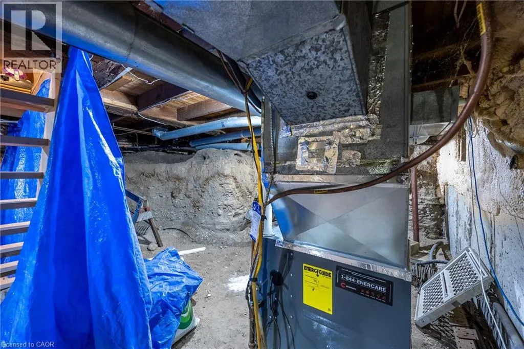 224 KING HIRAM Street