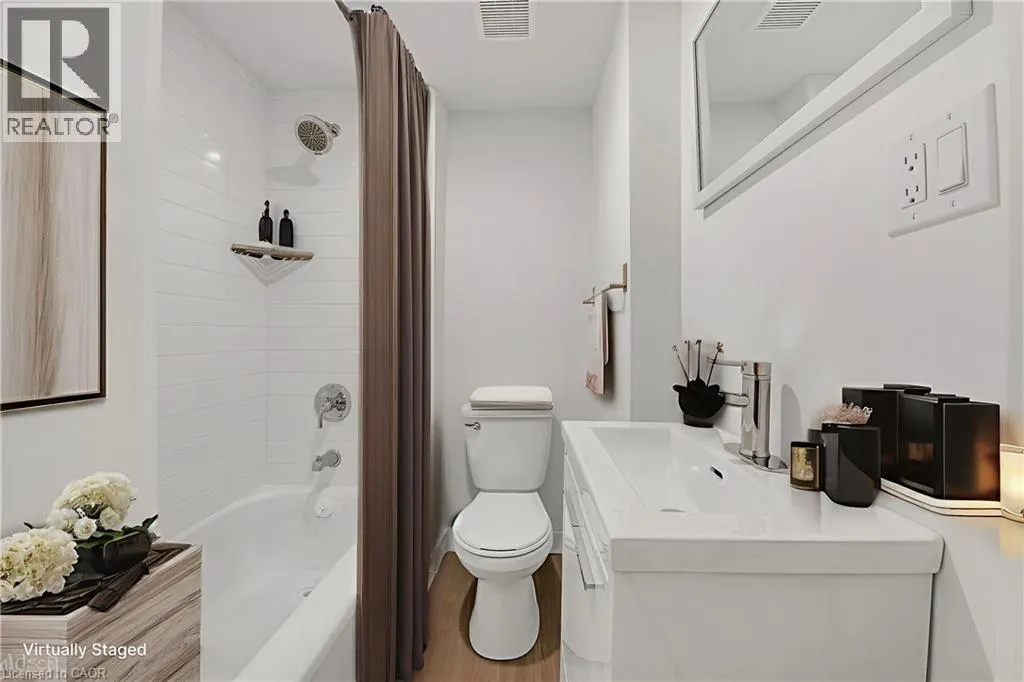 20 CROSTHWAITE Avenue N