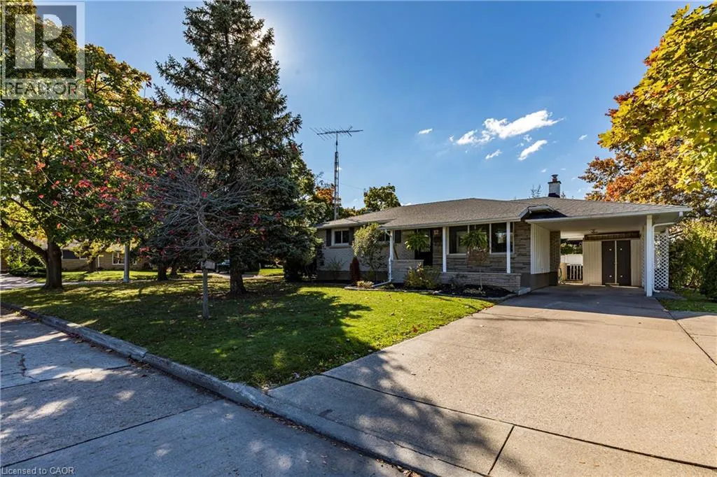 12 RIDLEY HEIGHTS Drive