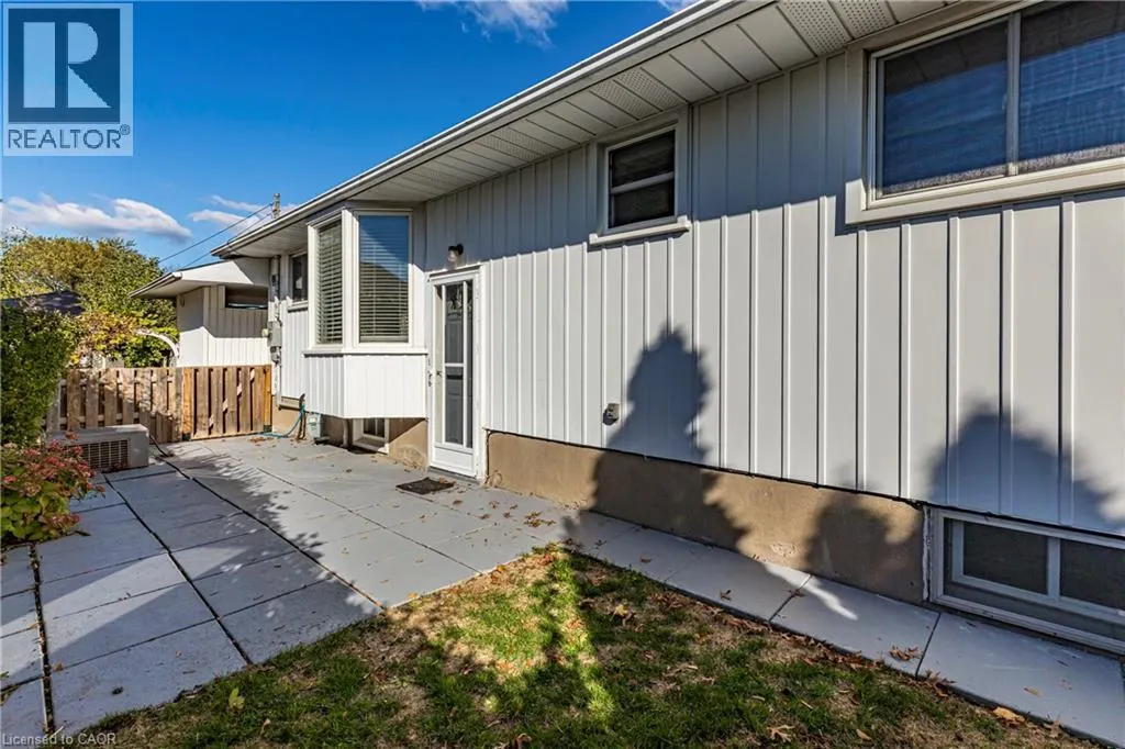 12 RIDLEY HEIGHTS Drive