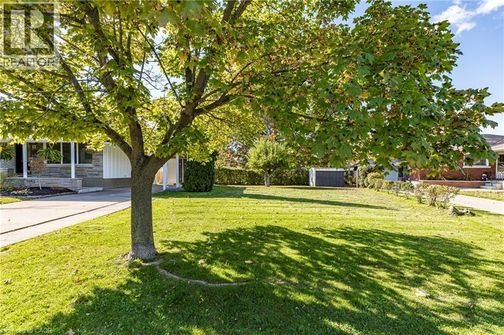 12 RIDLEY HEIGHTS Drive