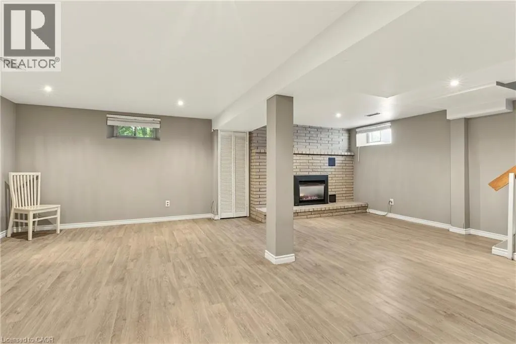 12 RIDLEY HEIGHTS Drive