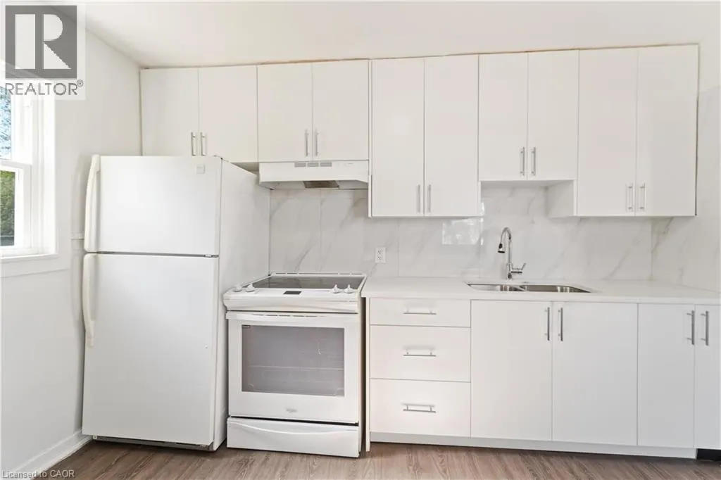 1788 BARTON Street E