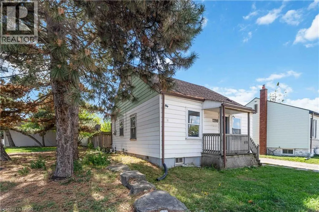 1788 BARTON Street E